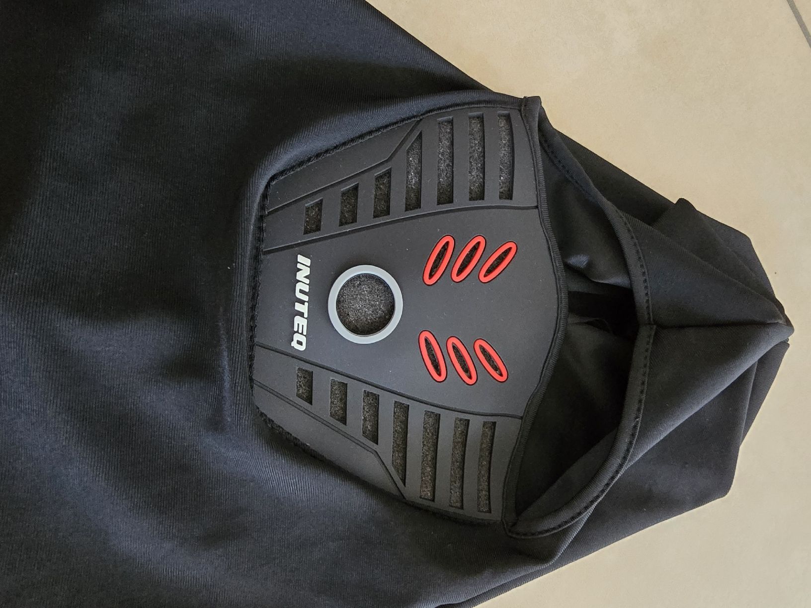Altro in  Abbigliamento & Accessori: Sturmhaube   – Nuovo (secondo la descrizione) da Rickenbach b. Wil venduto da Kth_v8 1