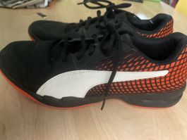 Puma Hallenschuhe Gr. 41 - Top Zustand für die Saison!