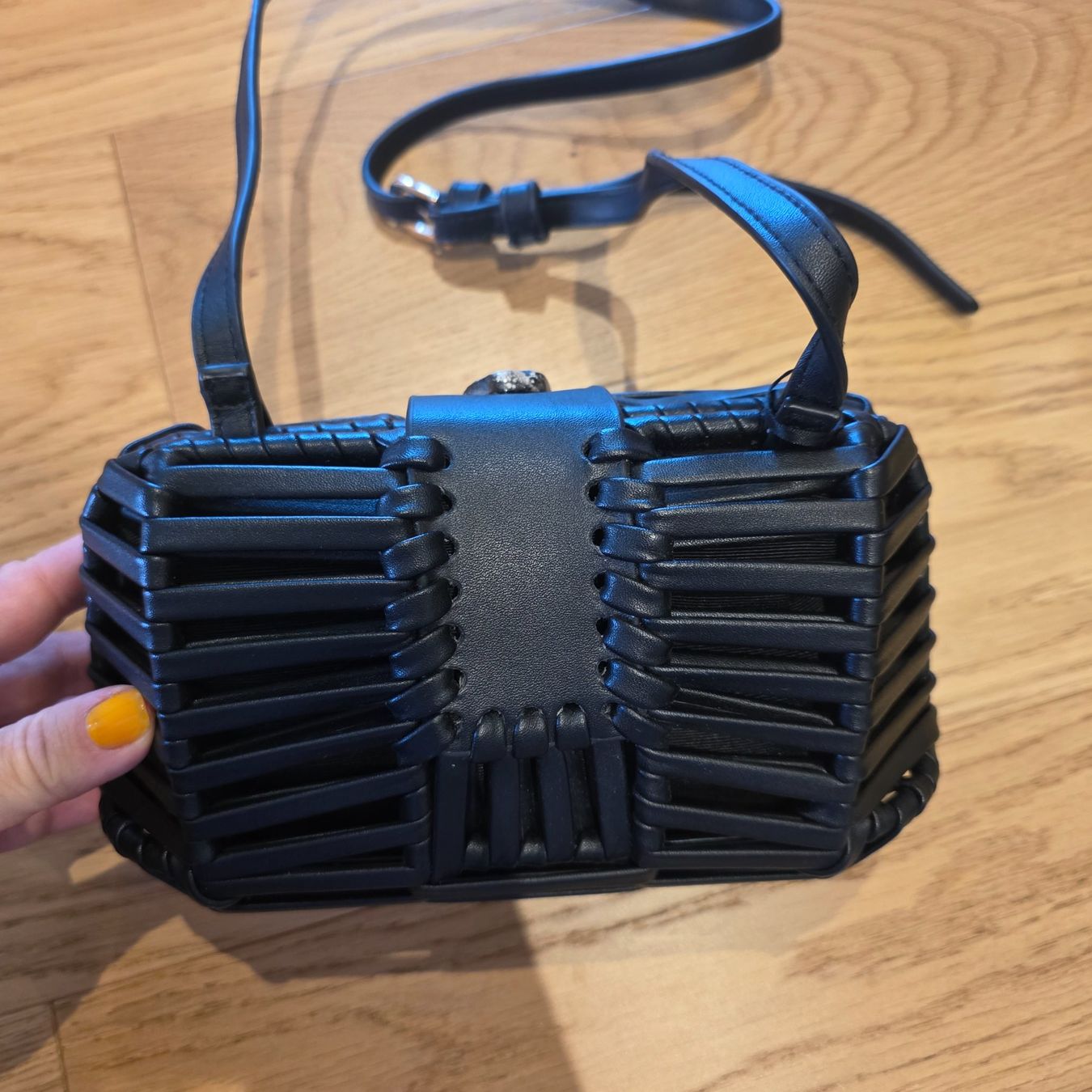 Autres vêtements & accessoires: Sac Uterque – Neuf (Voir description) à Genève par BarbaraCh- 1