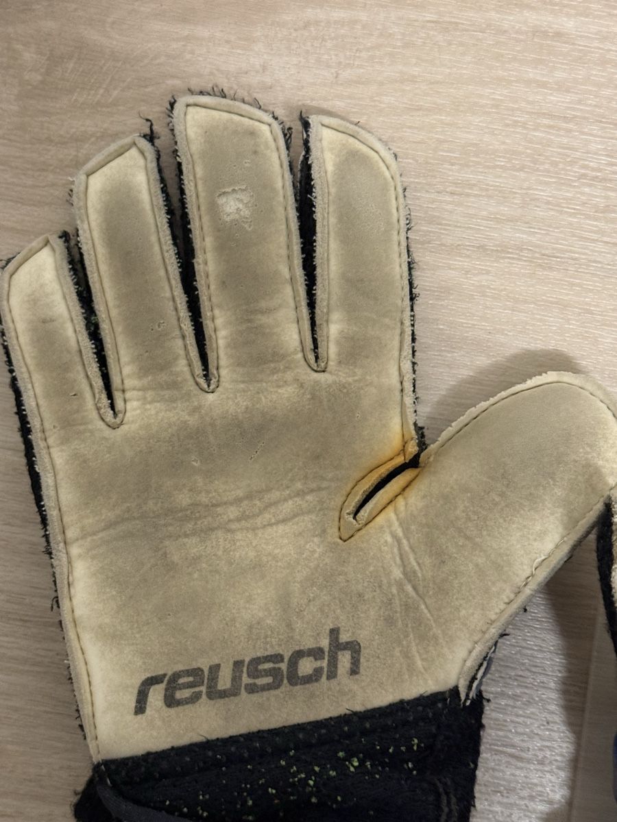 Reusch Guanti: Torwarthandschuhe Reusch Kinder Grösse 7 – Usato da Binningen venduto da MichPam71 2