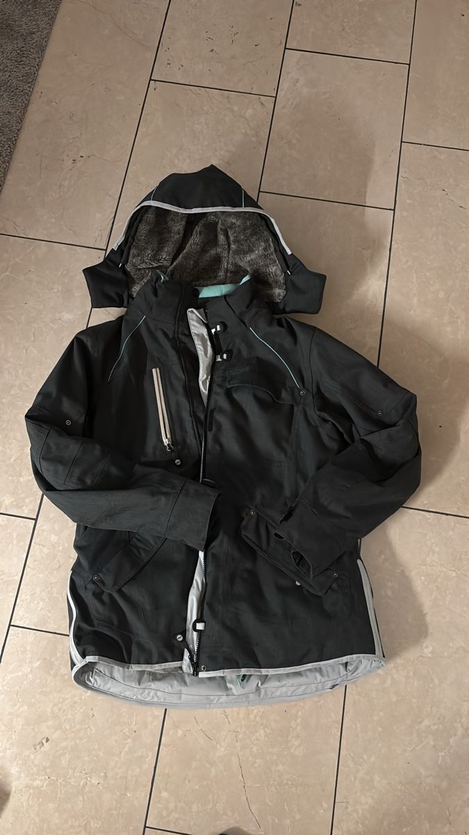 Giacche: Ski Jacke – Usato da Volketswil venduto da This_