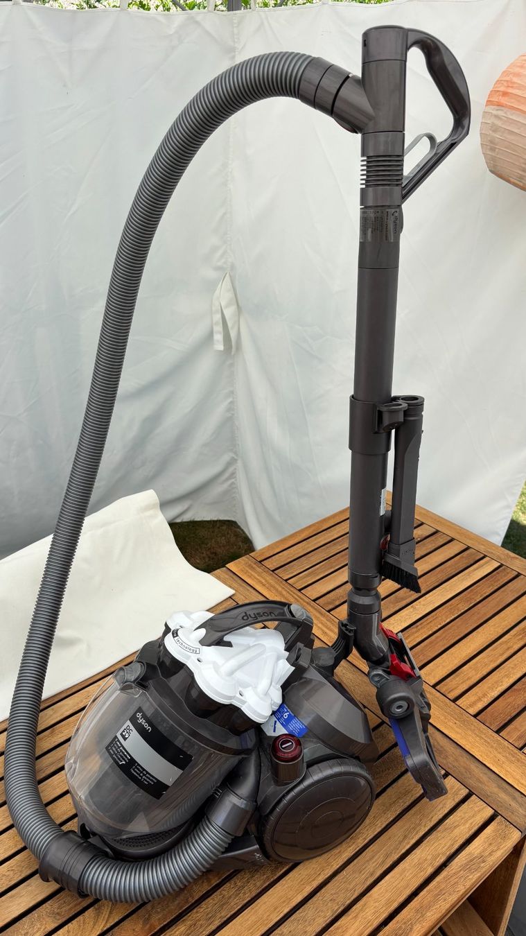Dyson Staubsauger & Zubehör: Dyson Staubsauger DC 29 – Gebraucht aus Rheinfelden von sabine0101 1