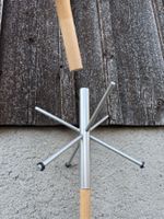 Designer Garderobe aus Holz und Aluminium