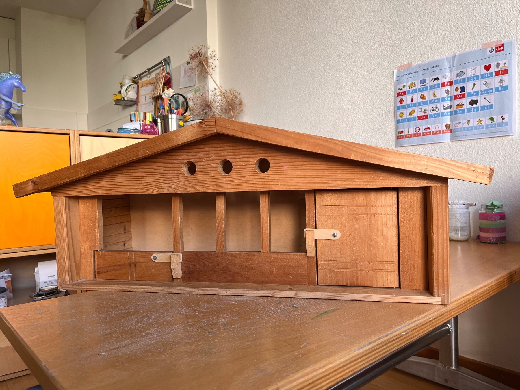 Giocattoli: Bauernhof Stall aus Holz – Usato da Basel venduto da Zeta45 1