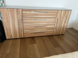 Kommode mit 4 Schubladen und 2 Türen Holzoptik