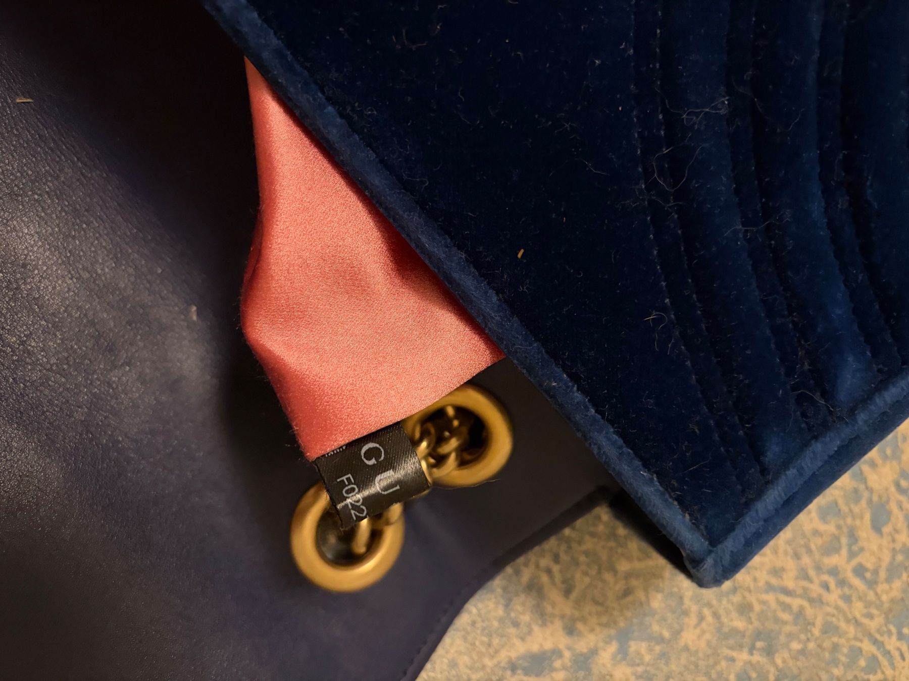 Gucci Sacs femmes: Gucci Marmont bag – Neuf (Voir description) à Sorengo par dis_tfq6 4