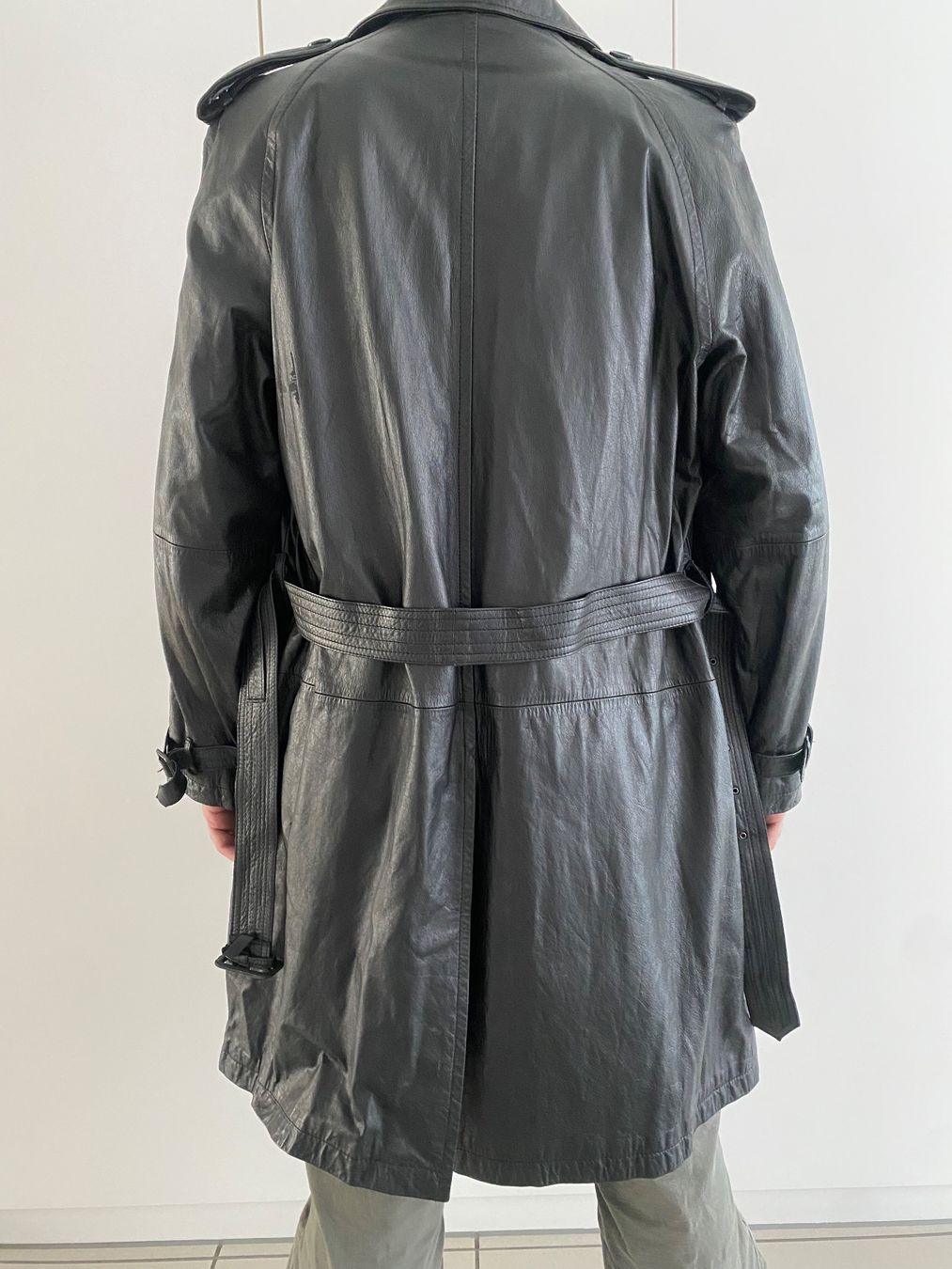 DKNY Cappotti: DKNY Ledermantel, klassischer Trenchcoat – Usato da Wetzikon ZH venduto da EAGLE_1981 9