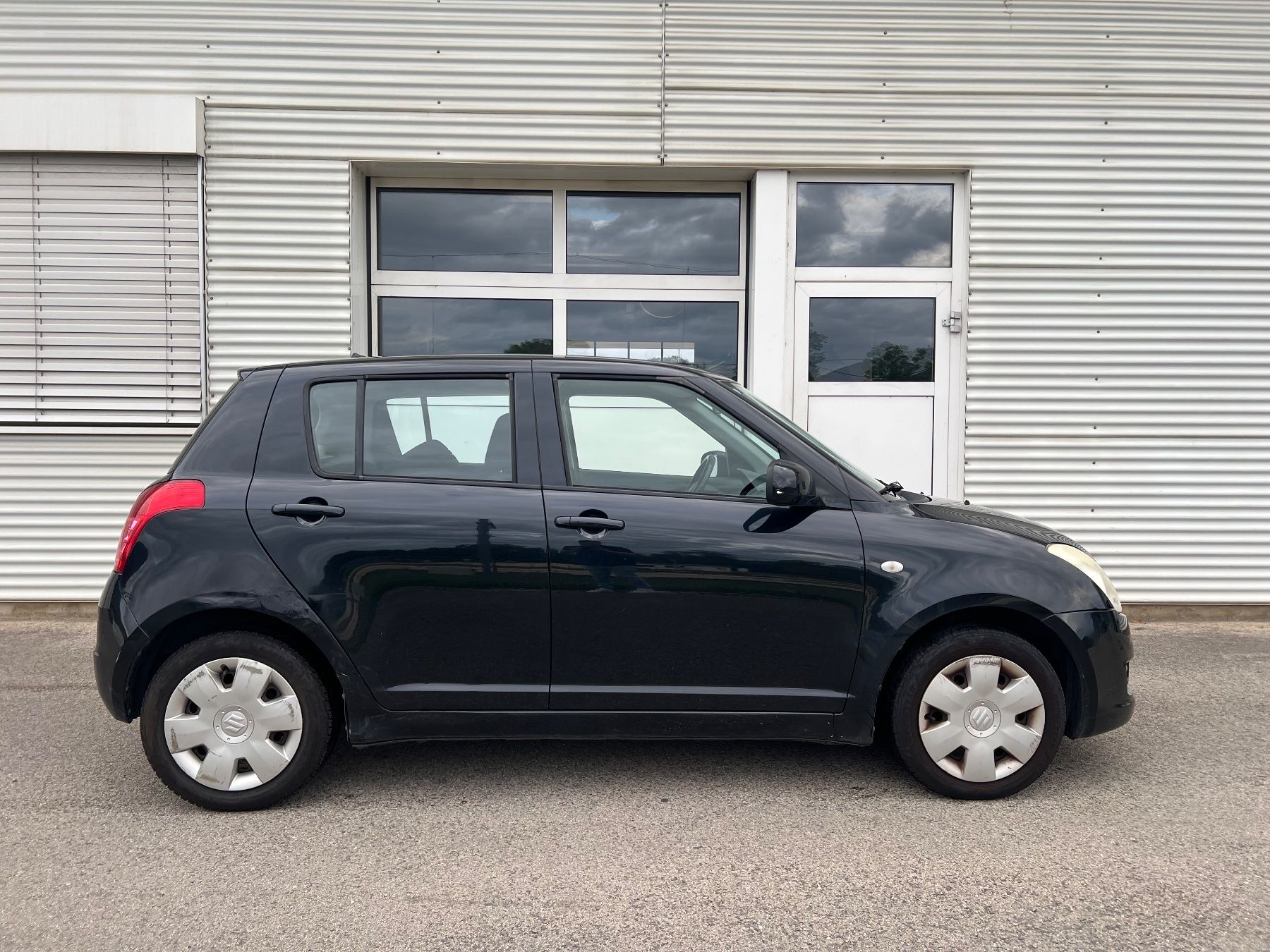 Suzuki Automobili: SUZUKI Swift 1.3 4x4 – Usato da Delémont venduto da MBSHA 1