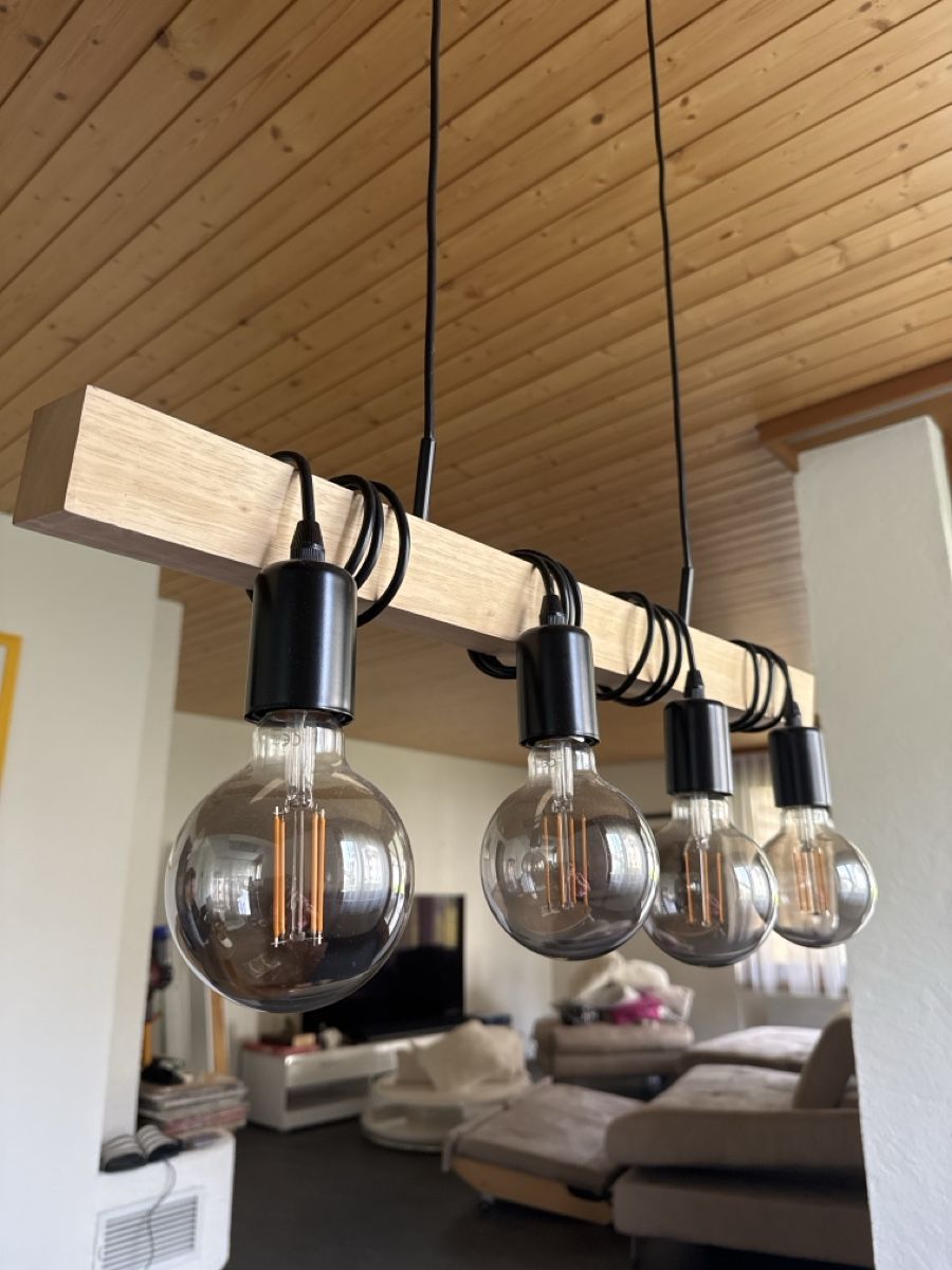 Lampadari & plafoniere: Moderne Hängelampe mit 4 Birnen - Holz – Usato da Oberdorf NW venduto da Voci 1