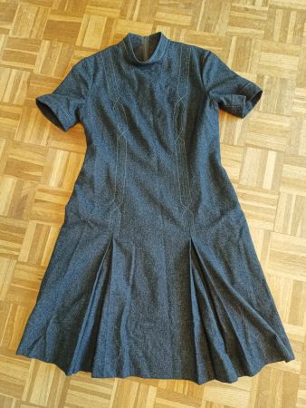 Weko Switzerland Schurwolle Kleid Gr 42 Damen Winterkleid