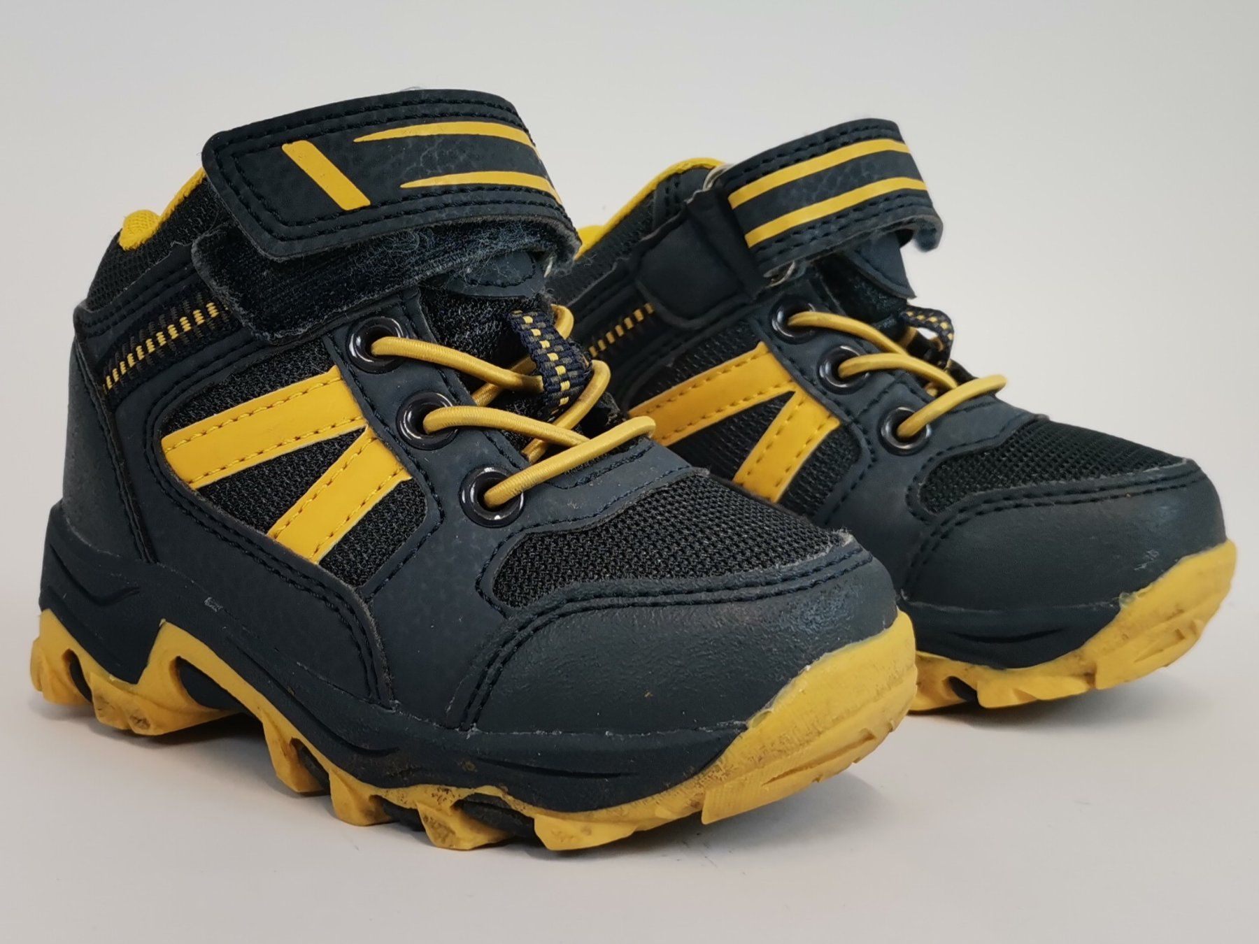 Scarpe per ragazzi: SMILE Kinderwanderschuhe Grösse 21 – Usato da Schaffhausen venduto da Restwert_SH