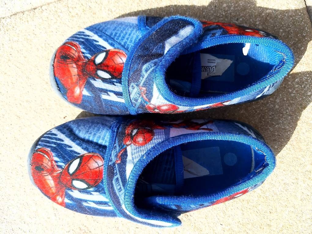 Scarpe per ragazzi: Hausschuhe, Gr.28 – Usato da Langendorf venduto da KarinZum 1