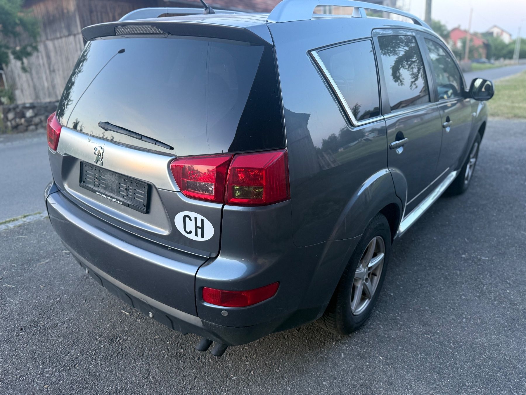 Peugeot Autos: PEUGEOT 4007 Allrad – D'occasion à Egnach par Nati97 2