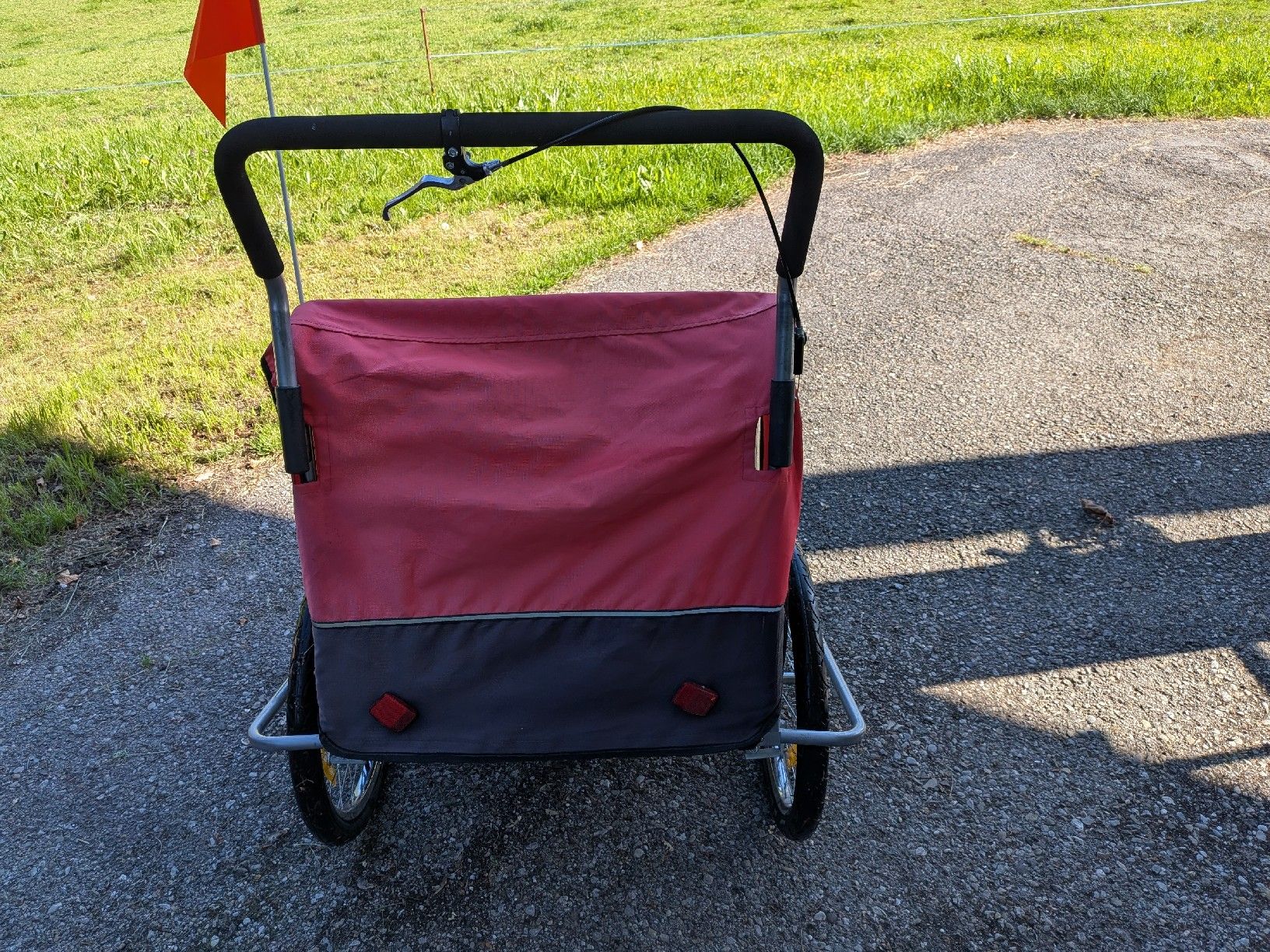 Rimorchi: Veloanhänger inkl. Babysitz – Usato da Wattwil venduto da regenbogen4.0