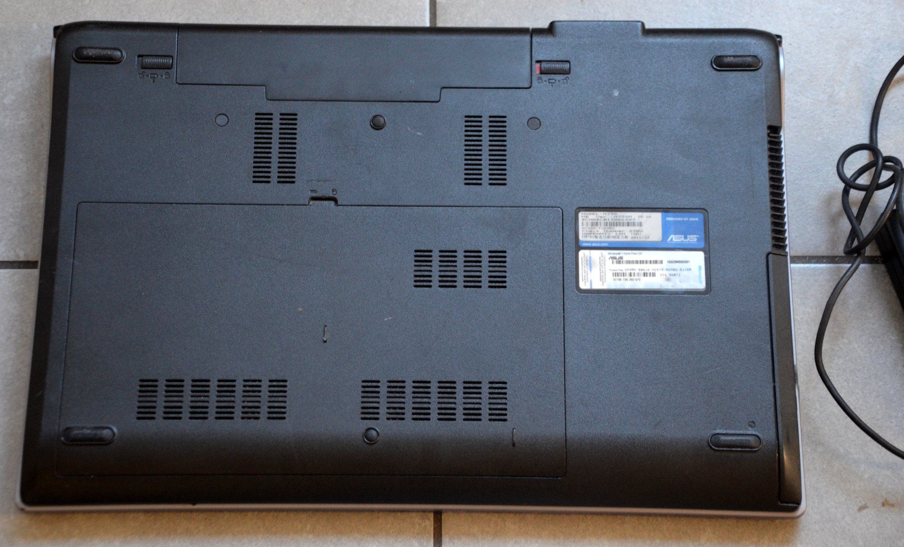 Asus Notebook: Laptop Asus N73S 17,3" i7 – Usato da Collonges venduto da arashee 4