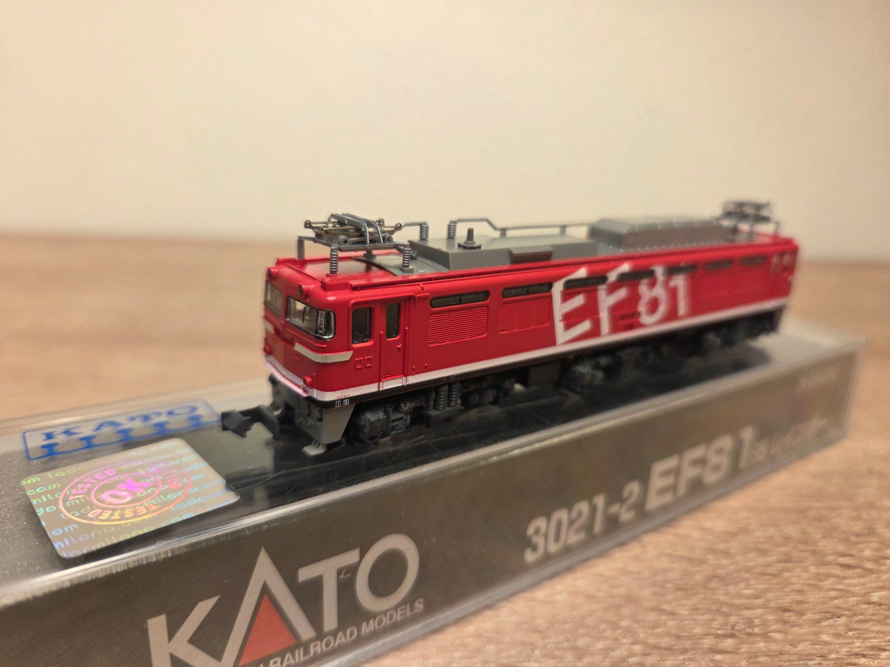 Kato Modellini di ferrovie: Kato N 3021-2 E-Lok EF81 J.N.R – Nuovo e nell'imballaggio originale da St-Aubin-Sauges venduto da Lo_Go 2