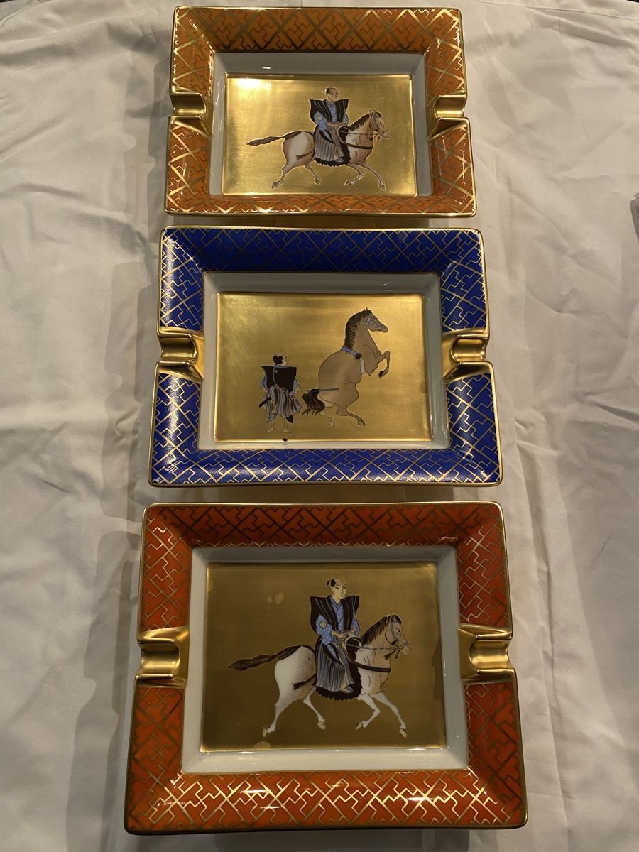 Hermès Portacenere: HERMES Aschenbecher HHH, Los von 3 Stück – Nuovo e nell'imballaggio originale da Luzern venduto da kar_h7lt