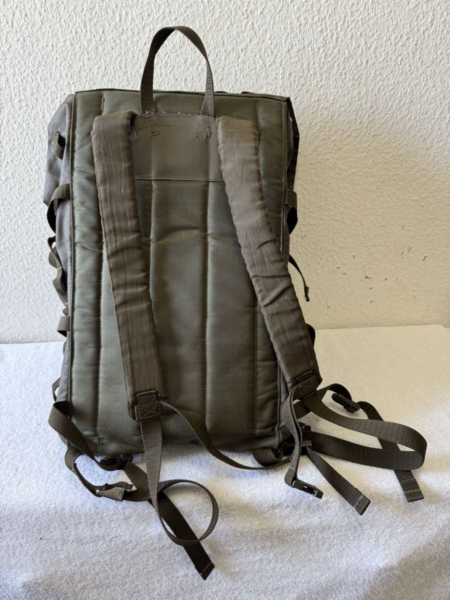Armée suisse Sacs à dos: Militär Kampfrucksack – D'occasion à Lenzburg par Meister_k 2