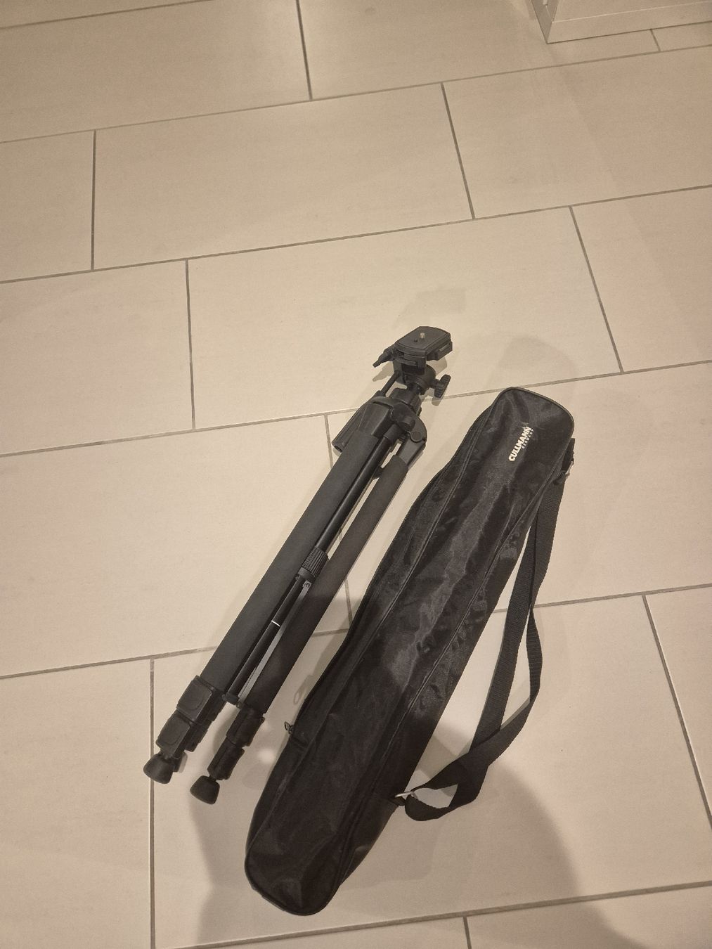 Treppiedi & Teste: Cullmann Dreibeinstativ  – Usato da Dintikon venduto da WilhelmK 1