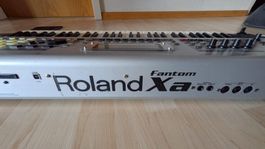Roland Fantom Xa Synthesizer mit Netzteil und System Pedal