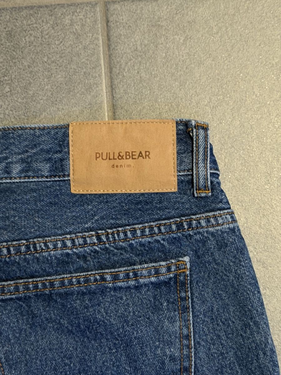Pull&Bear Jeans: Jean Pull&Bear, taille 42, coupe droite – Usato da Boudry venduto da LuigiLoot