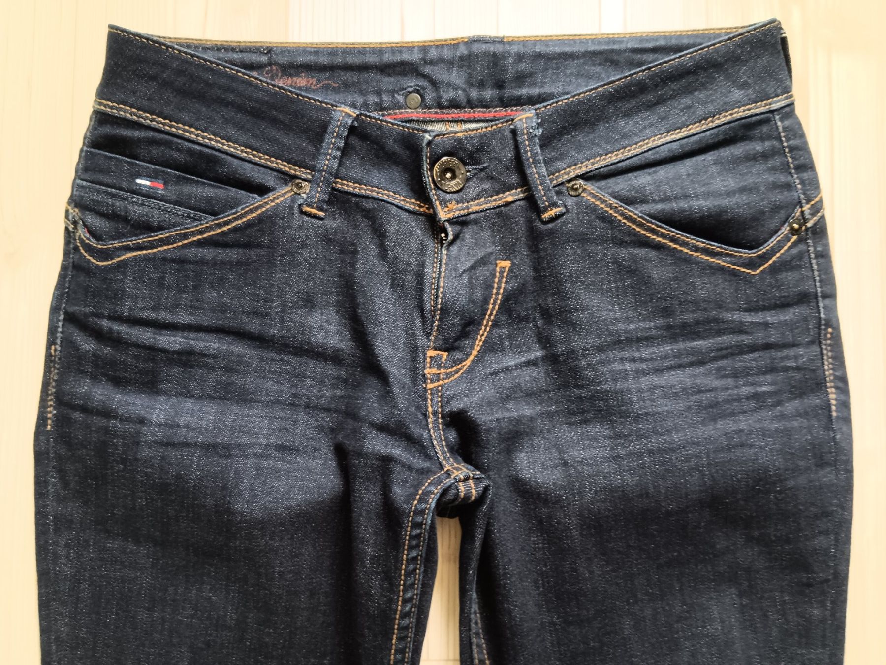 Tommy Hilfiger Jeans: TOMMY HILFIGER Jeans taille / Grosse W29 – Usato da Cossonay-ville venduto da Super-Price-Quality 1