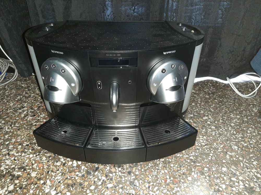 Nespresso Professional Typ 733/CS 203 Kaufen auf Ricardo