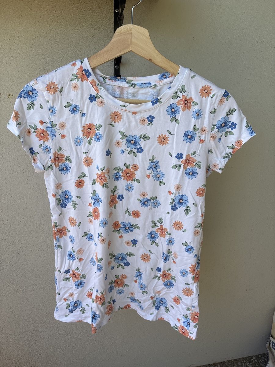 C&A T-shirt: T-shirt Clockhouse – Usato da Neuchâtel venduto da cam_lf7y