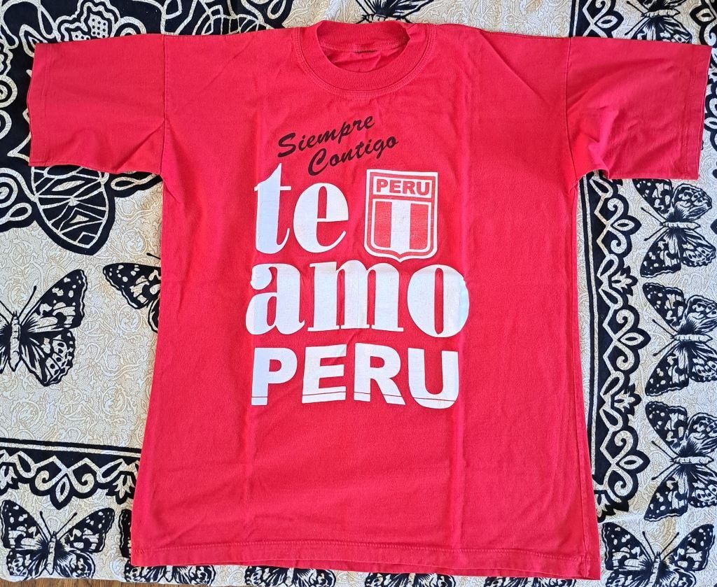 T-shirt: Shirt Peru / te amo Peru M – Usato da Schlieren venduto da Rcaliforni