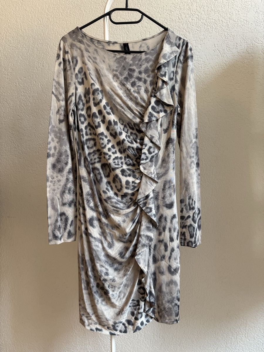 Marc Cain Vestiti: Robe beige/gris léopard Marccain, t.36/S – Usato da Tavannes venduto da Thriftshop