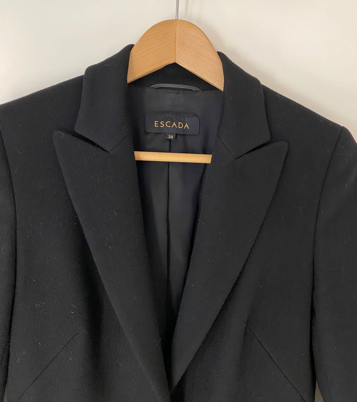 Escada Giacche: Escada Blazer Damen Gr. 34 - 100% Schurwolle – Usato da Frauenfeld venduto da LIL_NA 4