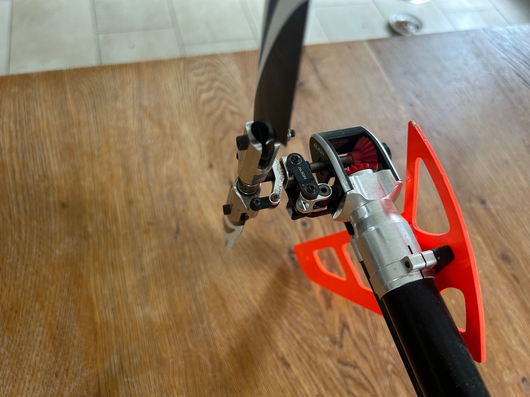 Align Modellismo RC: Trex 600e pro dfc Align komplett flugfertig Flb Bavaria – Usato da Dättwil AG venduto da Egrace 2
