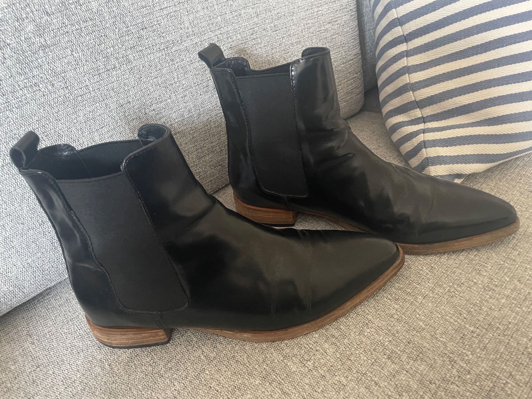 Scarpe da donna: hochwertiger Lederschuh von Navyboot 38 – Usato da Winterthur venduto da madame05