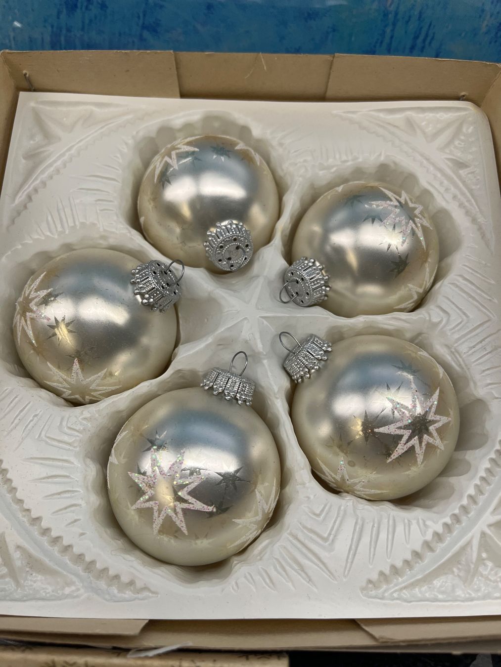 Tutte le decorazioni: Antike Weihnachtsdeko Christbaumkugeln Baumkugeln Silber – Usato da Frauenfeld venduto da Babytimmy 2