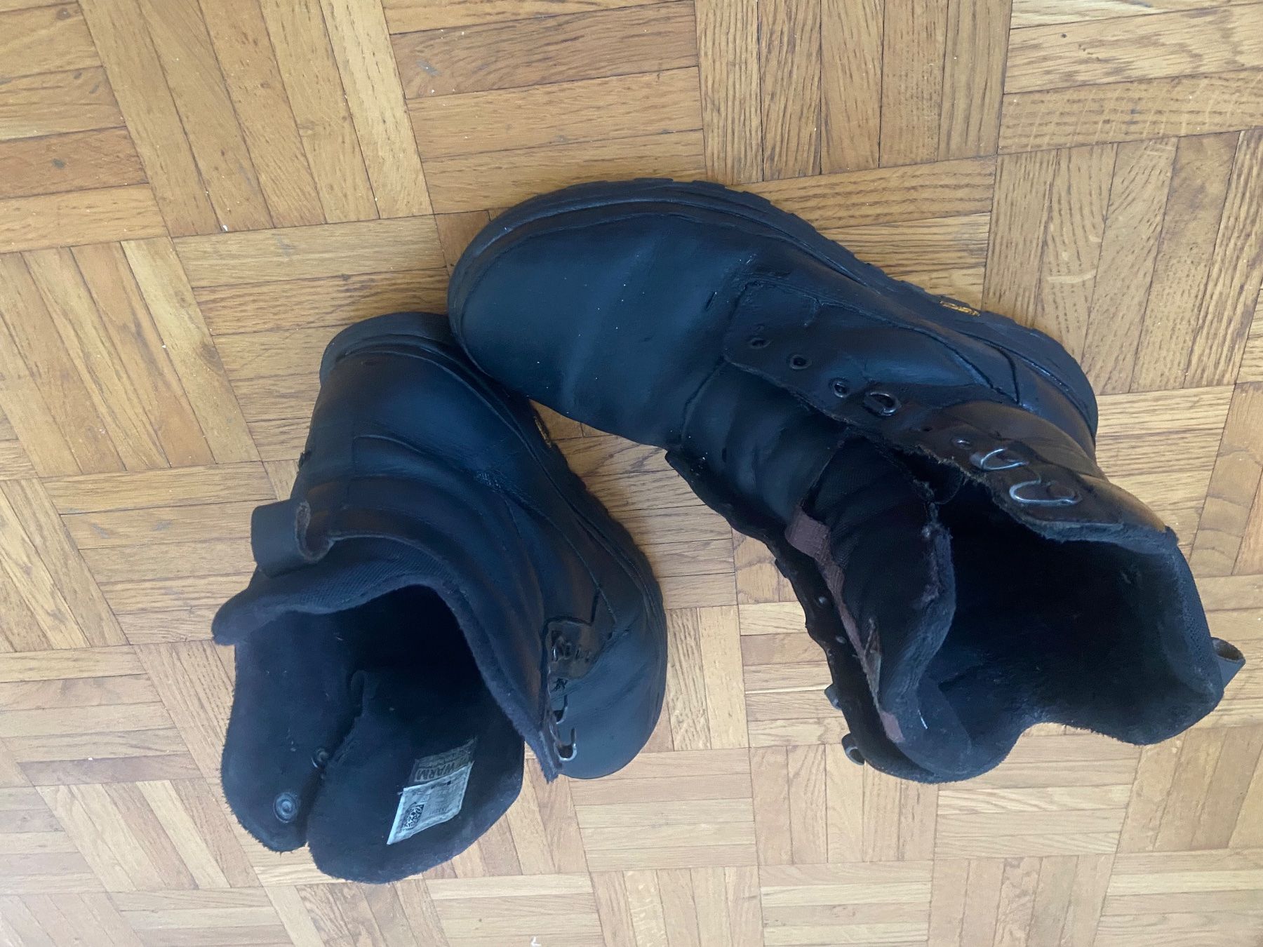 Merrell Scarpe da uomo: Leder Stiefel mit Schnürung Gr. 43,5 – Usato da Hittnau venduto da Oracel 5