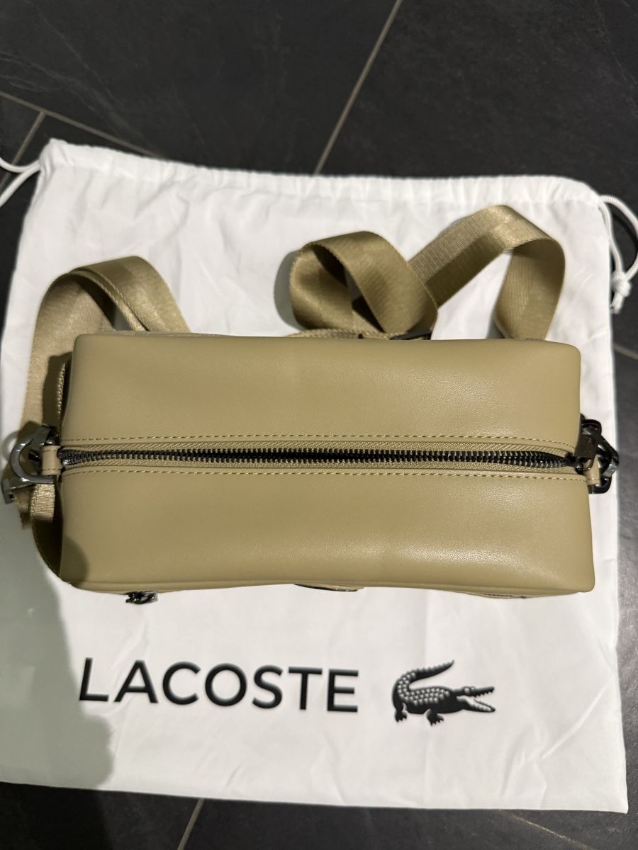 Taschen für Damen: Lacoste Tasche – Neu (gemäss Beschreibung) aus Oberwil BL von napetak 2