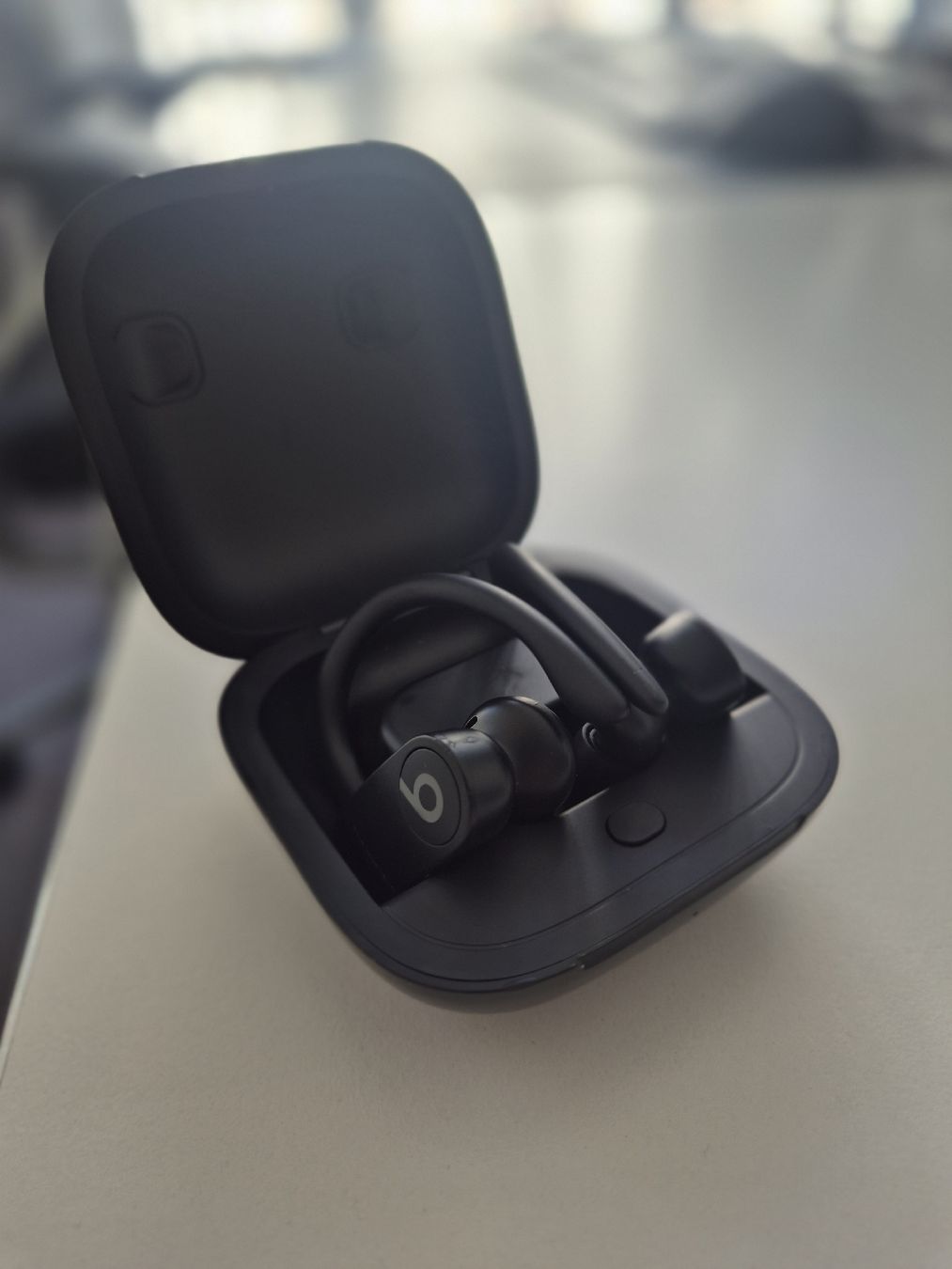 Beats Casques audio: Écouteurs sans fil Powerbeats Pro noirs – D'occasion à Genève par caps1207 2