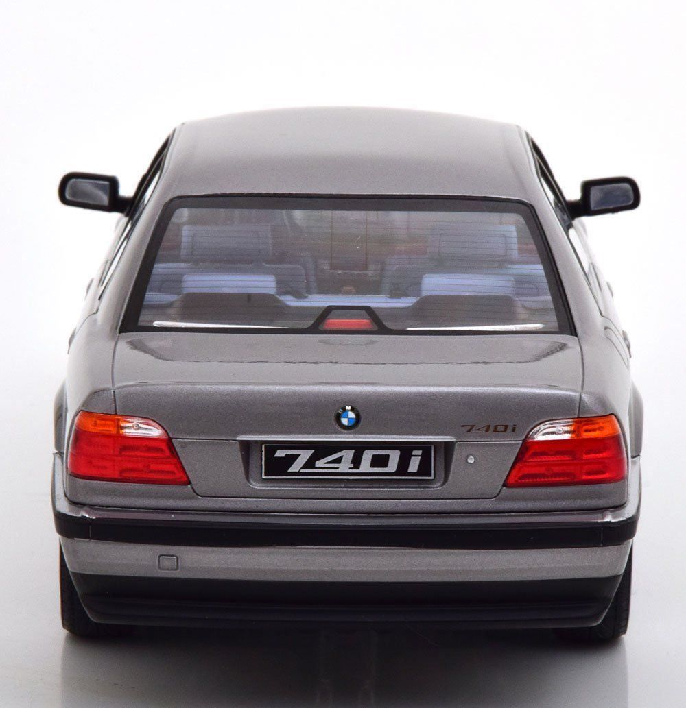 BMW Modellautos: BMW 740i E38 Phase I 1994-1998 grau met. – Neu und originalverpackt aus Gerlafingen von espero88 4