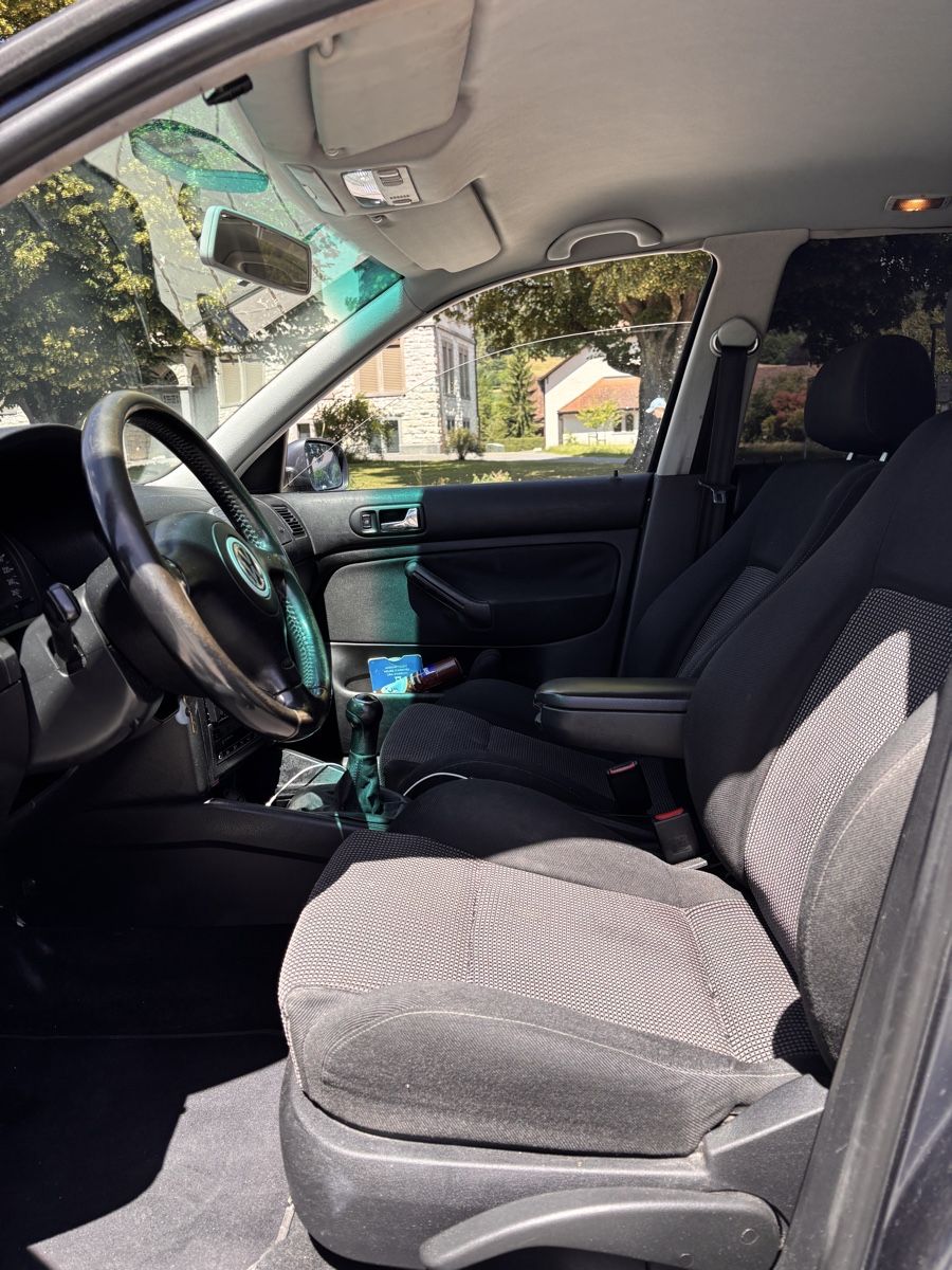 VW Automobili: VW GOLF4 1,9 TDI - TOP AUTO – Usato da Zofingen venduto da oz_48d 8