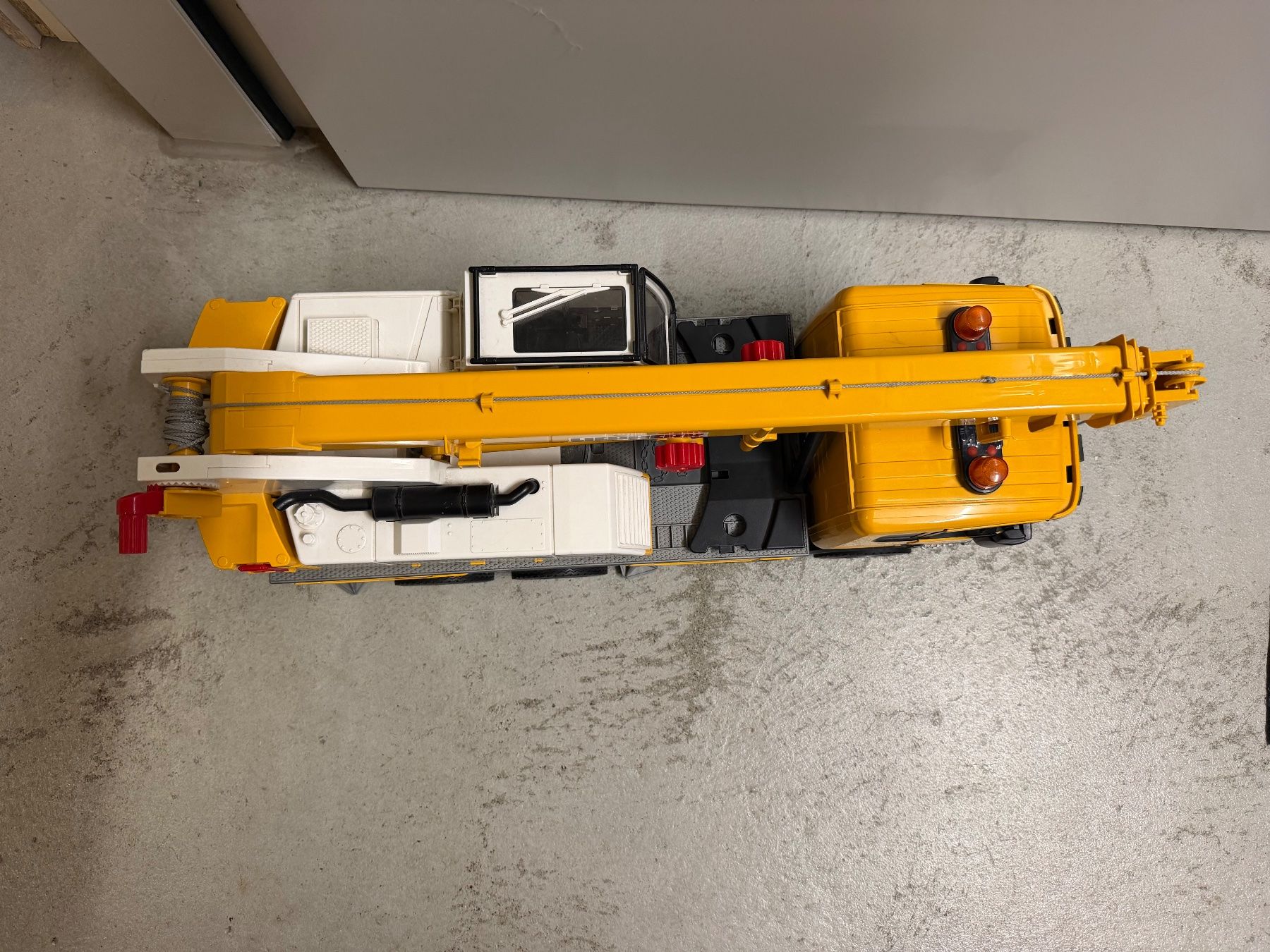 Bruder Jouets: Grosser LKW mit Kran – D'occasion à Bern par Werahiko 2