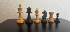 Staunton Schachfiguren Buchsbaum Holz in Holzbox Vintage