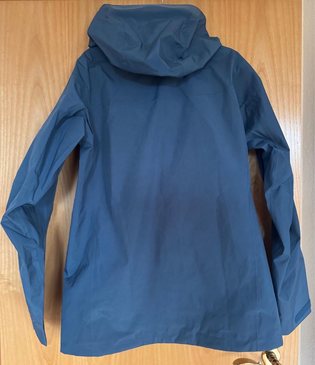 Arcteryx Giacche: Arc’teryx Alpha SV – Nuovo (secondo la descrizione) da Augst BL venduto da Fabian2000 1