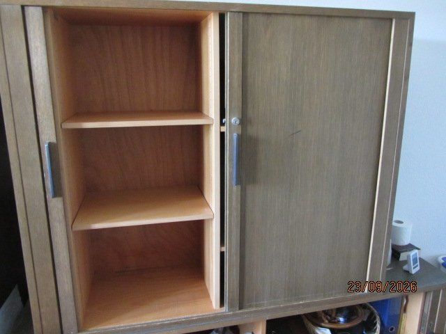 Armadi: Rollladen-Schrank Büromöbel – Usato da schönenwerd venduto da kusi027 1