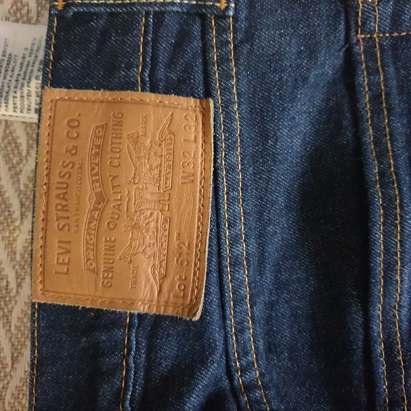 Levi's Jeans: Levis 512, schlne Jeans Gr. 32/32 – Nuovo (secondo la descrizione) da Frenkendorf venduto da Moon111 2