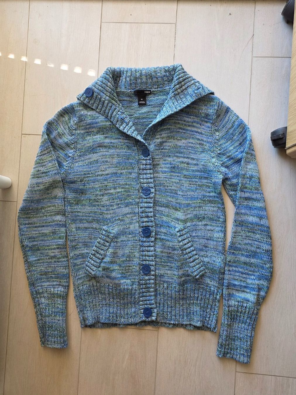 H&M Giacche: Cardigan bleu et vert chiné – Nuovo (secondo la descrizione) da Onnens VD venduto da Bleuet06