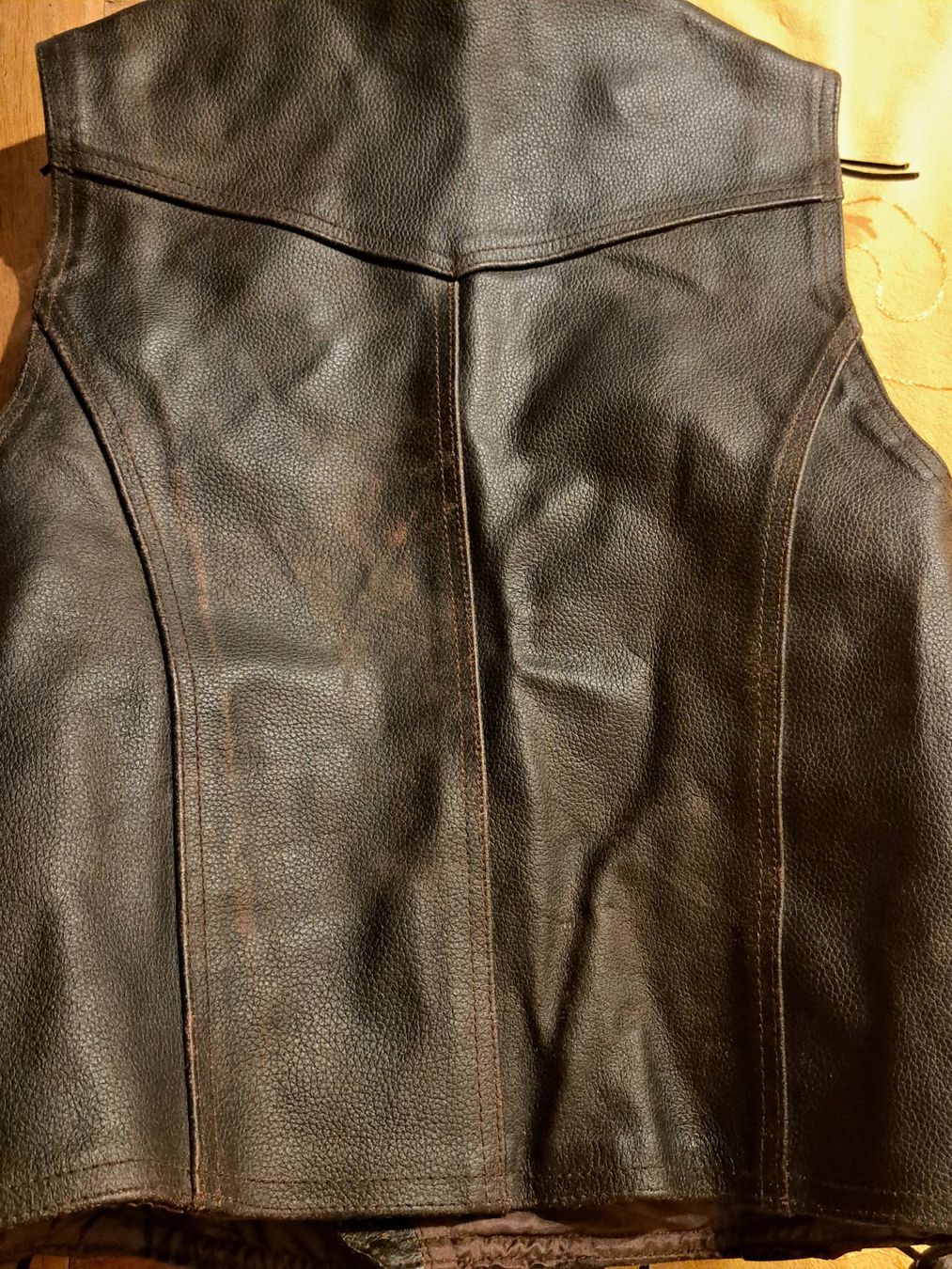 Gilets: Leder Gilet – D'occasion à unteraegeri par Marimari 5