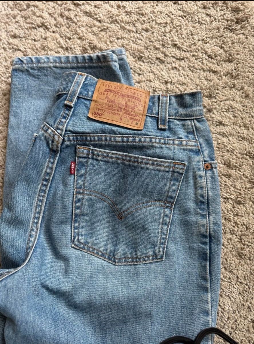 Levi's Jeans: Vintage Levis 550 – Usato da Zürich venduto da Lilly32