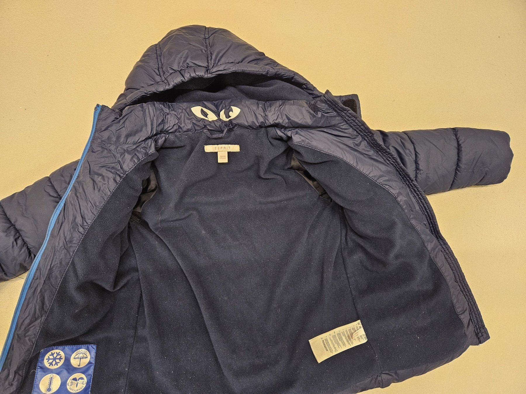Esprit Giacche & Cappotti: Warme Winterjacke Esprit Gr. 104/110 – Difettoso da Herrliberg venduto da Jummi 2