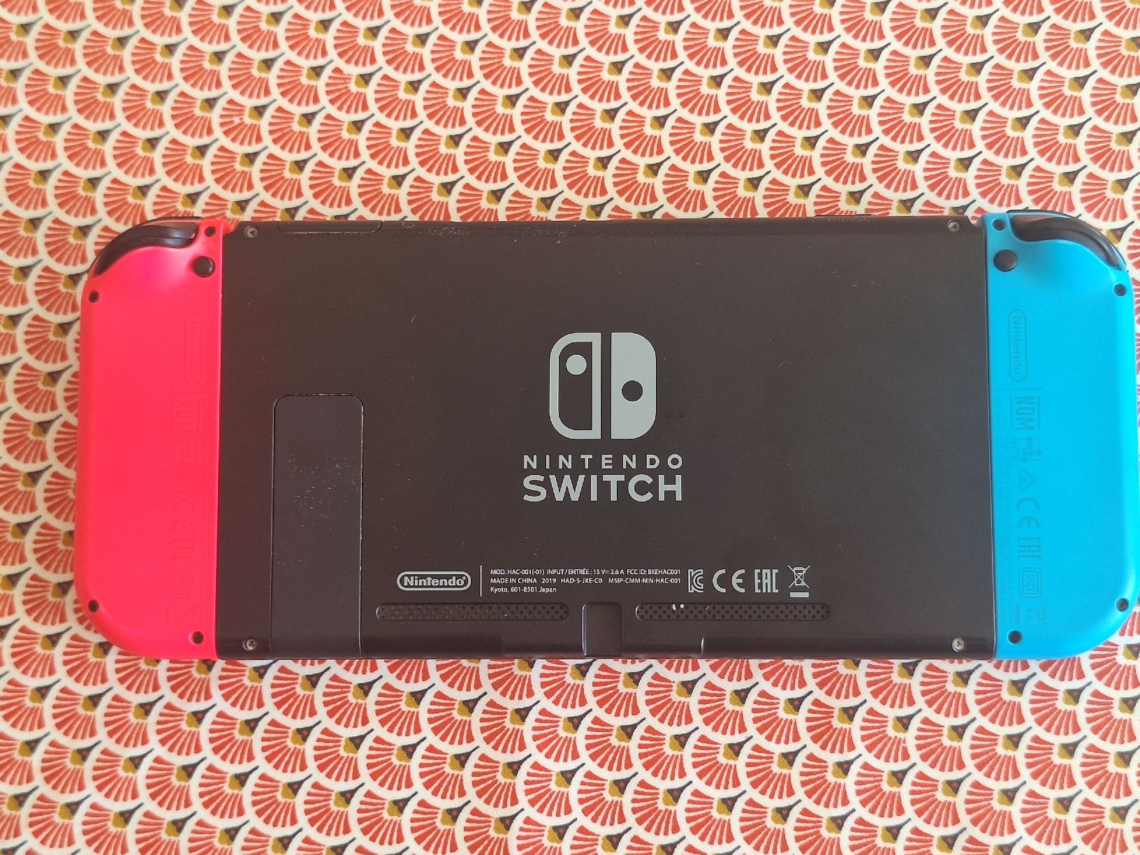 Nintendo Console: Console Nintendo Switch avec tous accessoires. Bon état. – Usato da Genève venduto da ale_7l66 1