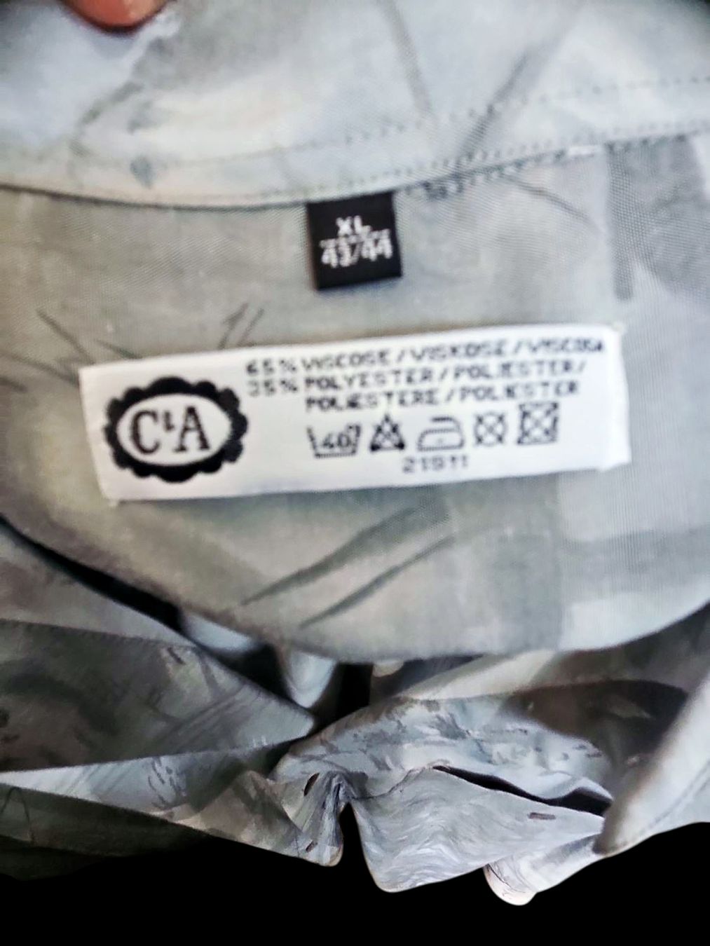 Camicette: C&A Button-Down-Hemd mit abstraktem Muster - Größe XL – Usato da Zug venduto da vinokilo 4